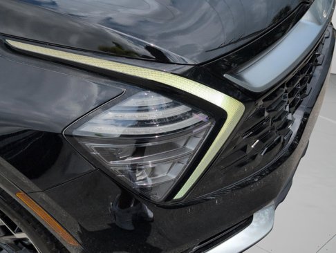 Certified 2024 Kia Sportage SX image 12