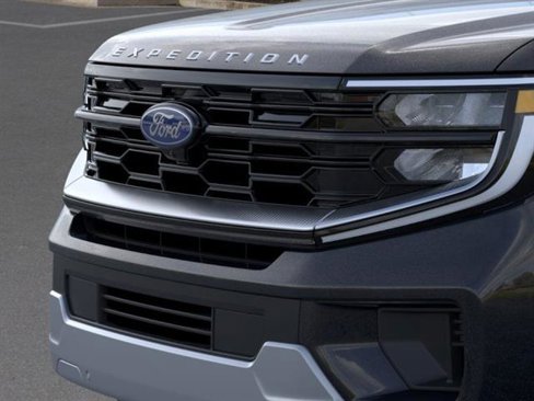 New 2025 Ford Expedition Platinum image 17