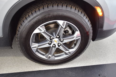 Used 2024 Chevrolet Blazer LT image 33
