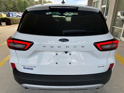New 2026 Ford Escape Active image 11