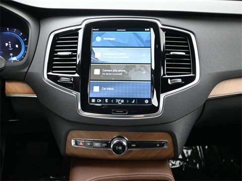 Used 2024 Volvo XC90 B6 Plus w/ Protection Package image 12