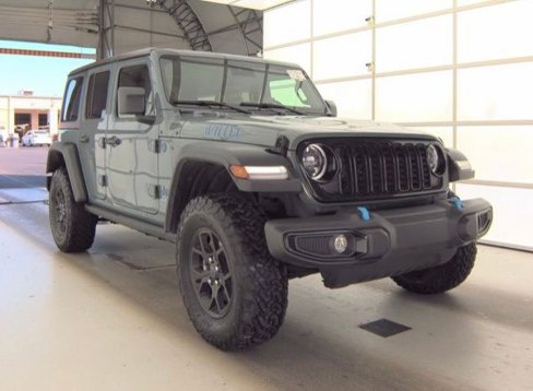 Used 2024 Jeep Wrangler Unlimited image 2
