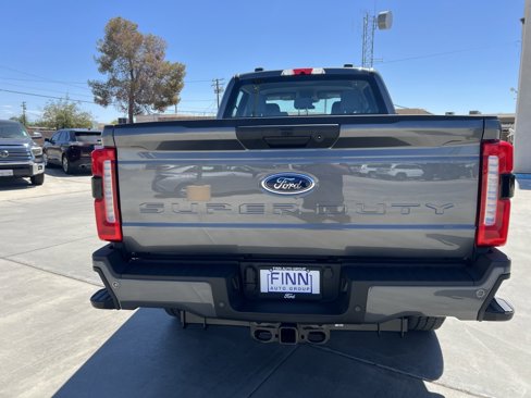 New 2026 Ford F250 4x4 Crew Cab Super Duty image 4