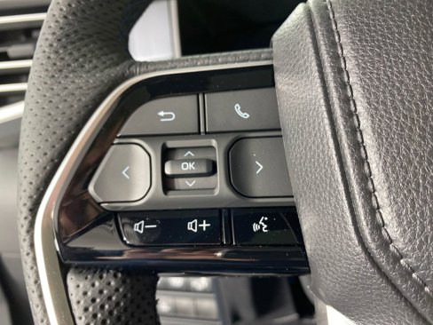 New 2025 Toyota Tundra Platinum image 15