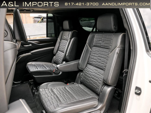 Used 2023 Cadillac Escalade ESV Sport Platinum w/ LPO, ONYX Package image 52
