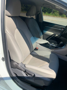 Used 2020 Toyota Camry SE image 9