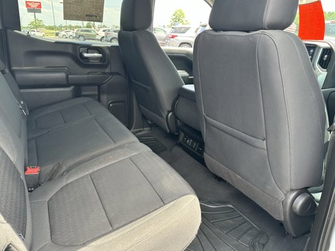 Used 2021 Chevrolet Silverado 1500 LT w/ Convenience Package II image 18