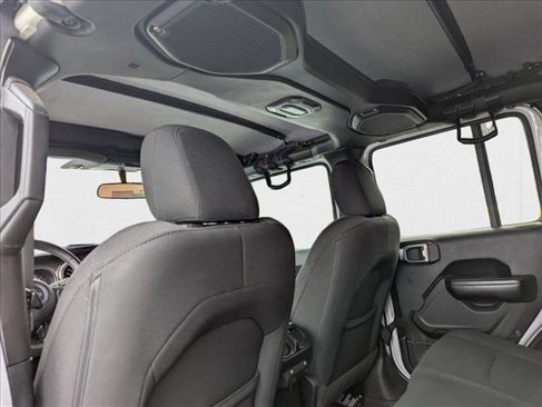 Used 2020 Jeep Gladiator Sport w/ Quick Order Package 23S image 17