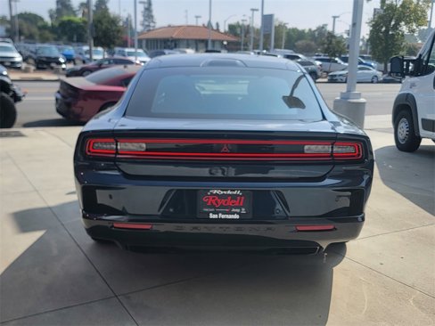 New 2025 Dodge Charger R/T w/ Sun & Sound Package image 4