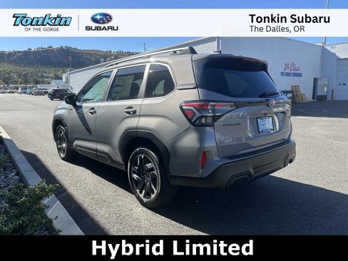 New 2025 Subaru Forester Limited image 8