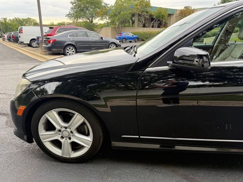 Used 2011 Mercedes-Benz C 300 4MATIC Sedan image 37