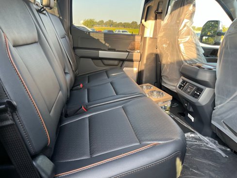 New 2026 Ford F250 Lariat w/ Chrome Package image 6