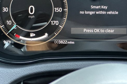 Used 2024 Jaguar E-PACE R-Dynamic SE image 31