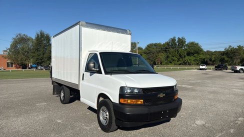 Used 2021 Chevrolet Express 3500 image 1