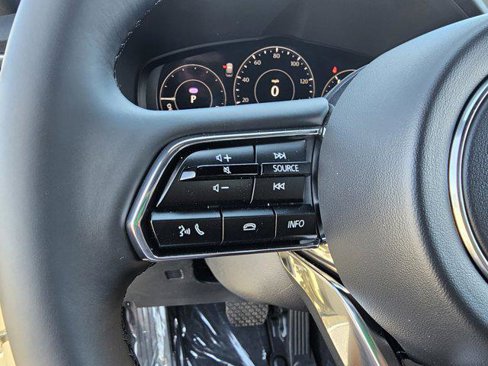 New 2025 MAZDA CX-70 Plug-In Hybrid w/ Premium Plus image 30