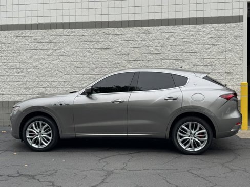 Used 2022 Maserati Levante GT image 13