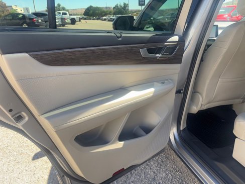 Used 2024 Volkswagen Atlas SEL Premium R-Line image 15