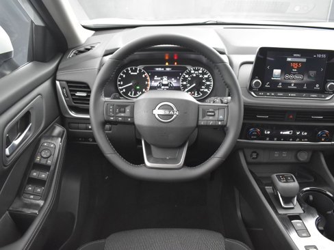 New 2026 Nissan Rogue SV image 13