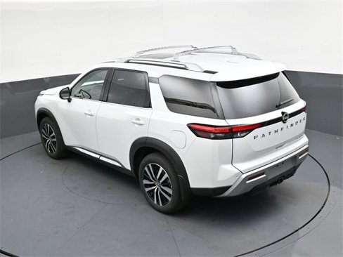 New 2025 Nissan Pathfinder Platinum image 25