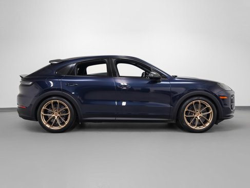 Certified 2025 Porsche Cayenne Turbo GT image 13