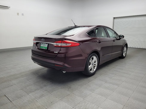 Used 2018 Ford Fusion SE w/ Fusion SE Technology Package image 9