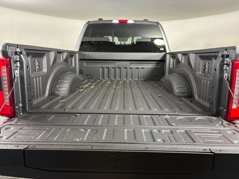 New 2026 Ford F250 Lariat image 29
