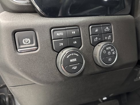 Used 2025 Chevrolet Silverado 2500 LTZ w/ Trail Boss Package image 12