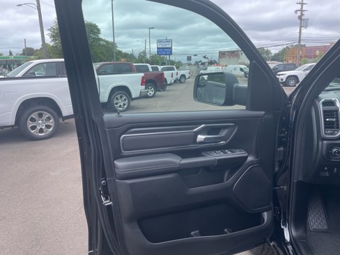 New 2026 RAM 1500 4x4 Crew Cab image 10
