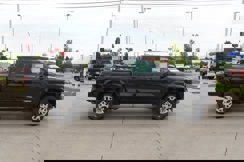 New 2025 Toyota Tacoma SR5 image 9