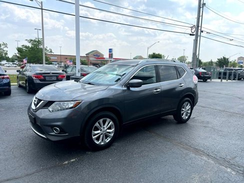 Used 2016 Nissan Rogue S image 2