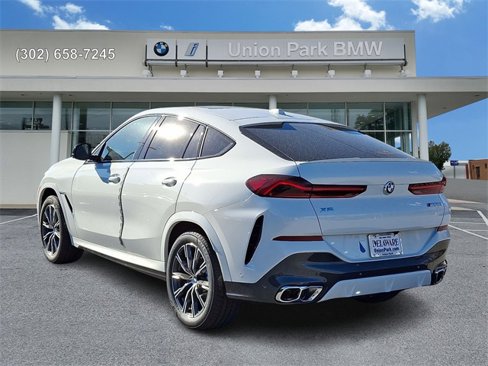 Used 2025 BMW X6 M60i w/ Parking Assistance Package image 6