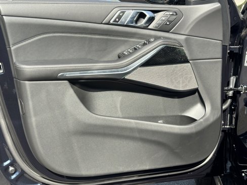 New 2026 BMW X7 M60i image 13