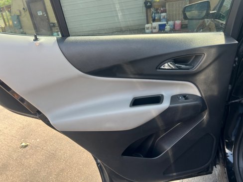 Used 2023 Chevrolet Equinox LT image 23