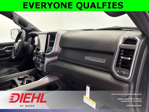 New 2026 RAM 1500 4x4 Crew Cab image 14