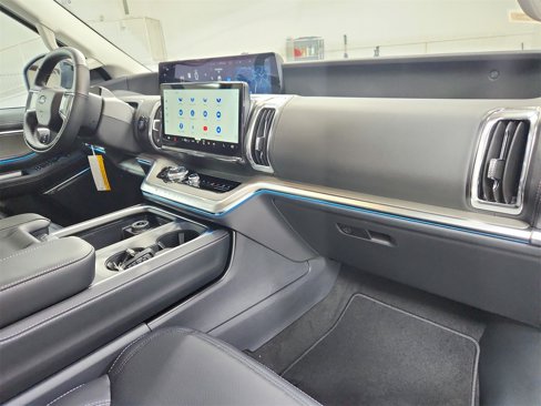 New 2025 Ford Expedition Platinum image 46