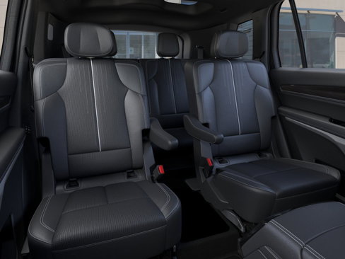 New 2026 Cadillac Vistiq Luxury image 17