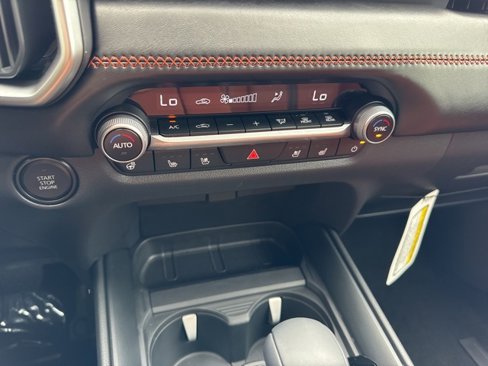 New 2025 MAZDA CX-50 AWD 2.5 Turbo w/ Weather Package image 17