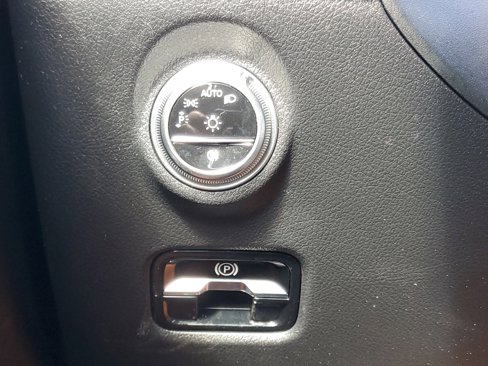 Used 2024 Mercedes-Benz C 300 Sedan image 25