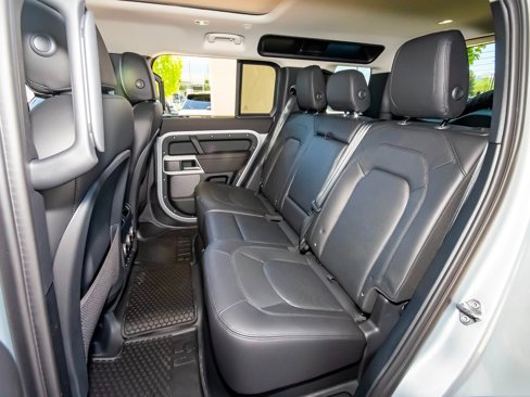 New 2024 Land Rover Defender 110 S image 46
