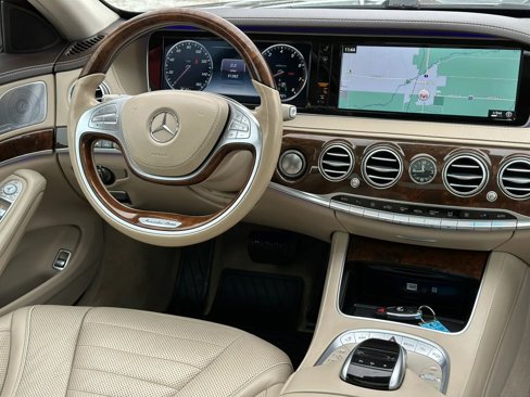Used 2017 Mercedes-Benz S 550 4MATIC Sedan image 20