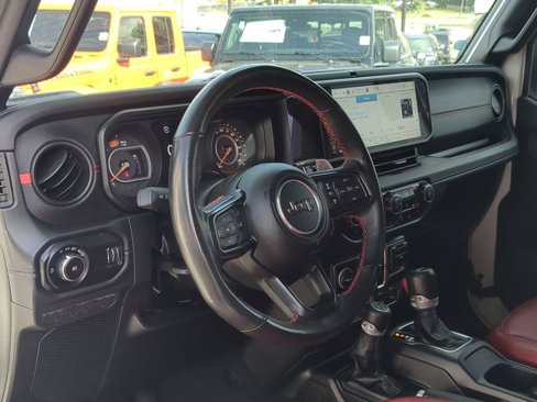 Used 2024 Jeep Wrangler Unlimited Rubicon 392 image 11