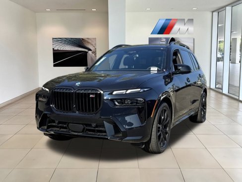 New 2026 BMW X7 M60i image 2
