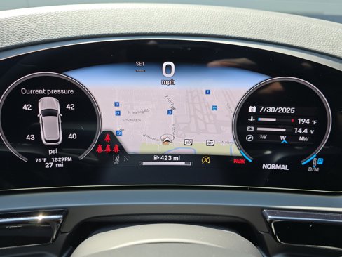New 2025 Porsche Cayenne image 20