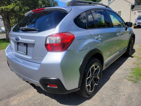 Used 2015 Subaru Crosstrek 2.0i Premium w/ Moonroof Package image 5