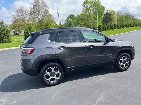 Used 2022 Jeep Compass Trailhawk image 6
