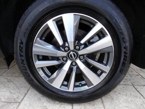 Certified 2024 Nissan Pathfinder SL image 14
