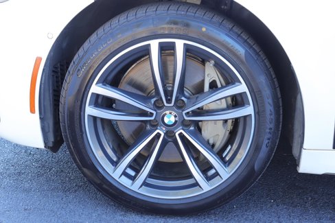 Used 2020 BMW 750i xDrive image 41
