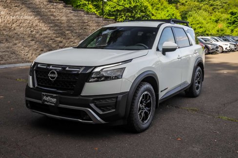 New 2025 Nissan Pathfinder Rock Creek image 6