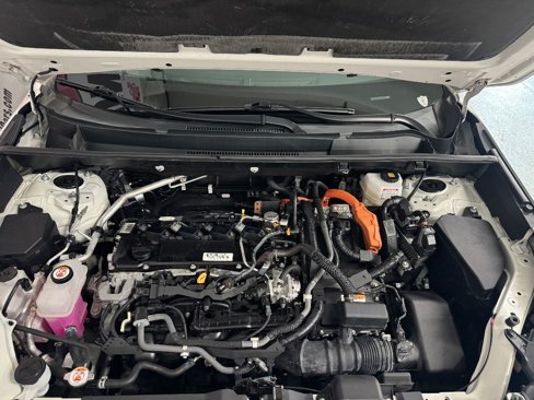 Used 2022 Toyota RAV4 XLE Premium image 6