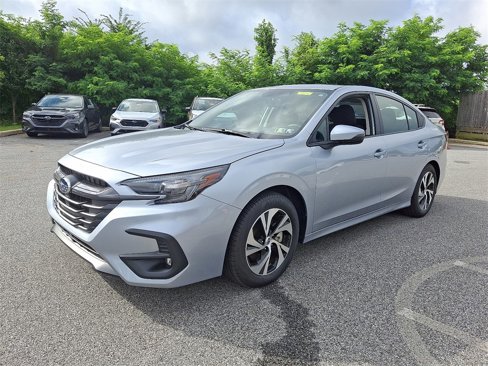 Used 2025 Subaru Legacy Premium image 4